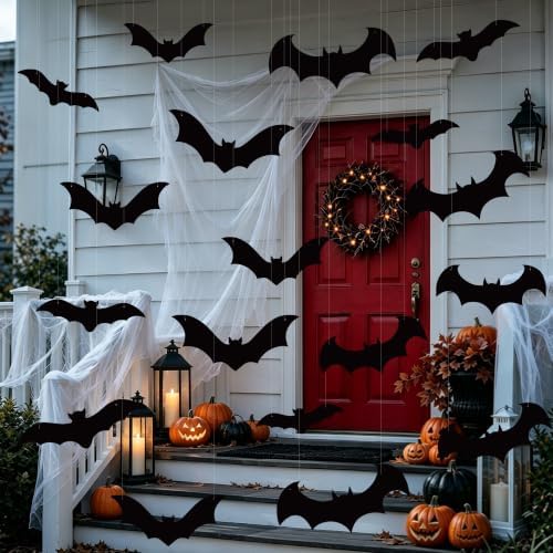 18 PCS Hanging Bats Halloween Decorations Large Spooky Flying Bats Outdoor Yard Decor 3 Size Plastic Realistic Hanging Bat for Halloween Party Porch Yard Lawn Tree Indoor Outdoor Home Decoration