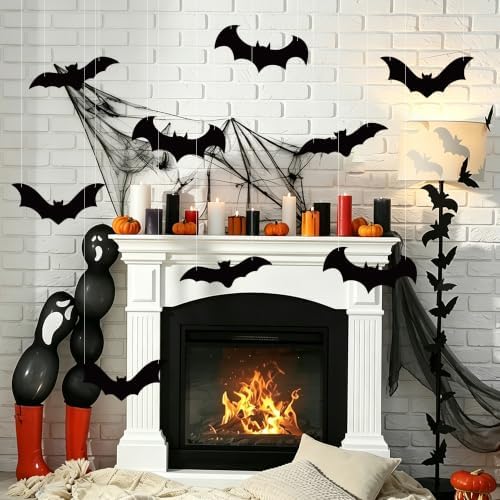 18 PCS Hanging Bats Halloween Decorations Large Spooky Flying Bats Outdoor Yard Decor 3 Size Plastic Realistic Hanging Bat for Halloween Party Porch Yard Lawn Tree Indoor Outdoor Home Decoration